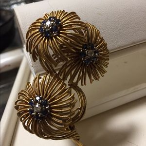 Antique vintage pin 18k AAA SAPH VS DIA